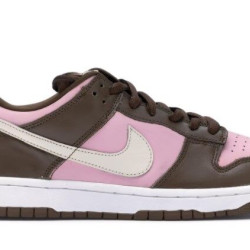 Yeezysale Nike Dunk SB Low Stussy Cherry