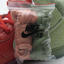Yeezysale Nike SB Dunk High Strawberry Cough