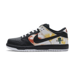 Yeezysale Nike SB Dunk Low Raygun Tie-Dye Black