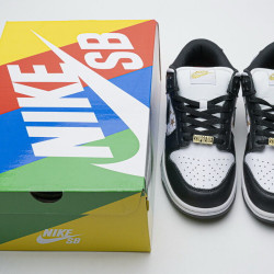 Yeezysale Nike SB Dunk Low Supreme Black Stars