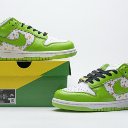 Yeezysale Nike SB Dunk Low Supreme Green Stars