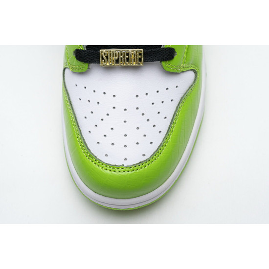 PK God Nike SB Dunk Low Supreme Green Stars