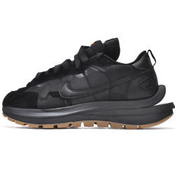 Yeezysale Nike Vaporwaffle sacai Black Gum